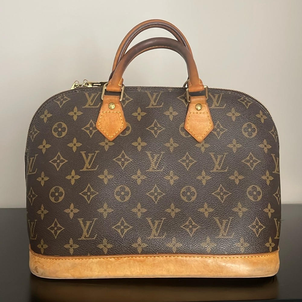 Louis Vuitton Monogram Canvas Alma PM